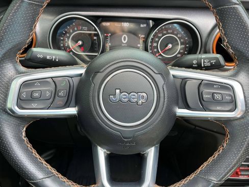 Used 2021 Jeep Gladiator Mojave AWD/4WD image 20