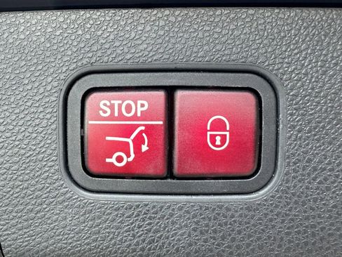 Used 2015 Mercedes-Benz GLK 350 2WD image 49