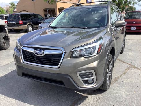 Used 2020 Subaru Forester Limited AWD/4WD image 17