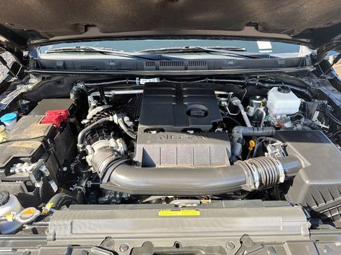 Used 2026 Nissan Frontier PRO-4X AWD/4WD image 32
