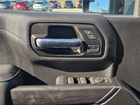 Used 2020 Chevrolet Silverado 2500 LTZ image 24