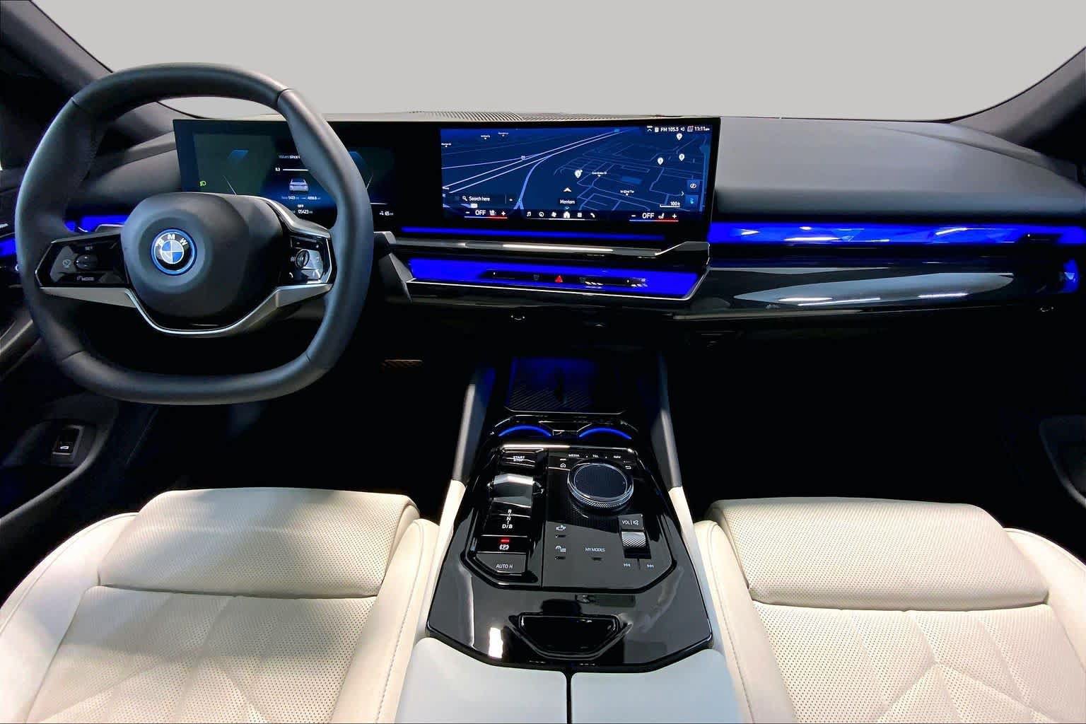 Used 2025 BMW i5 xDrive40 w/ Premium Package AWD/4WD image 15