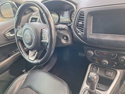 Used 2020 Jeep Compass Latitude w/ Cold Weather Group image 24