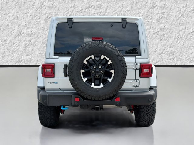 Used 2024 Jeep Wrangler Unlimited Rubicon 4xe AWD/4WD image 4