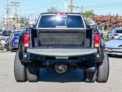 Used 2017 RAM 3500 SLT w/ Luxury Group image 6