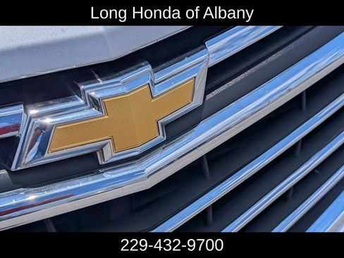 Used 2020 Chevrolet Equinox Premier FWD image 4