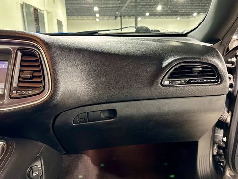Used 2018 Dodge Challenger SXT image 23
