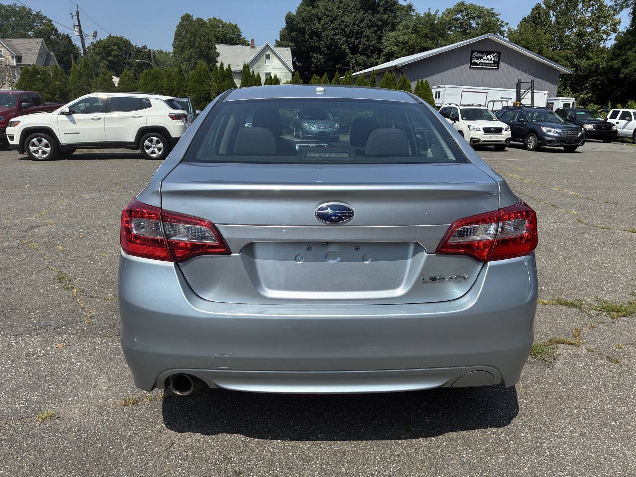 Used 2015 Subaru Legacy 2.5i Premium w/ Moonroof Package AWD/4WD image 4