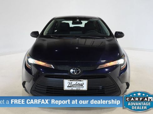 Used 2024 Toyota Corolla LE FWD image 2