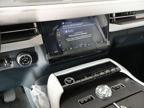 New 2026 Lincoln Navigator L Black Label AWD/4WD image 6