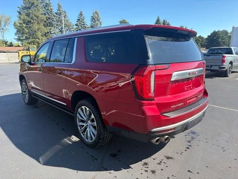 Used 2021 GMC Yukon XL Denali w/ Denali Premium Package AWD/4WD image 8