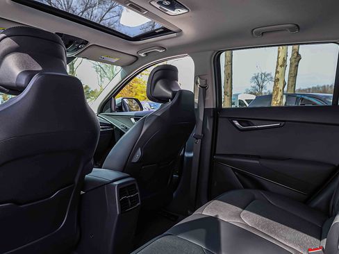 Certified 2024 Kia Niro Wave image 22