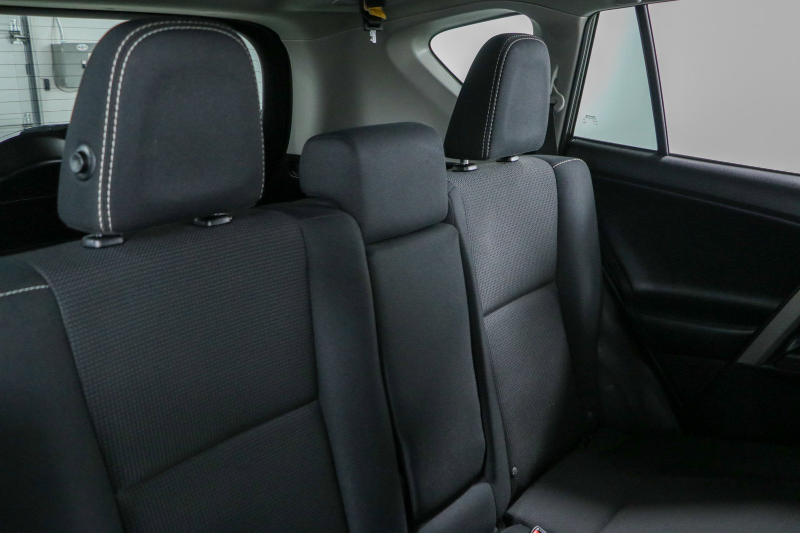Used 2017 Toyota RAV4 XLE FWD image 28
