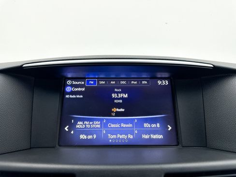 Used 2019 INFINITI Q70 Luxe w/ Sport Package image 22