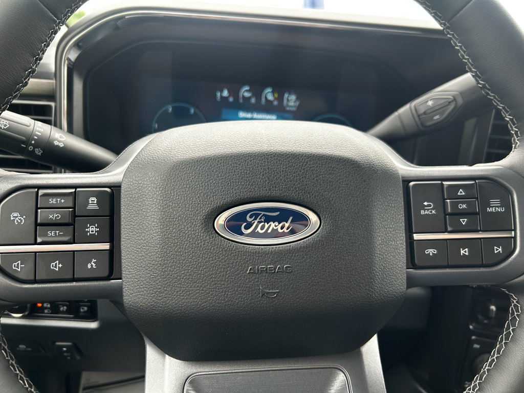 New 2026 Ford F350 Lariat w/ Black Appearance Package AWD/4WD image 14