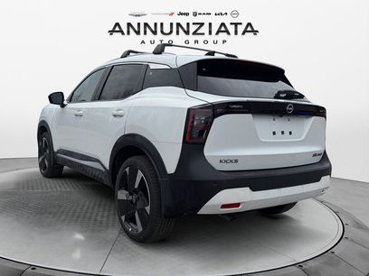 New 2026 Nissan Kicks SR w/ Cold Weather Package