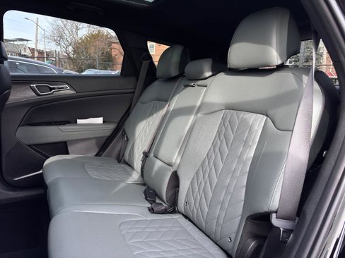 Used 2023 Kia Sportage X-Line w/ X-Line Premium Package image 23