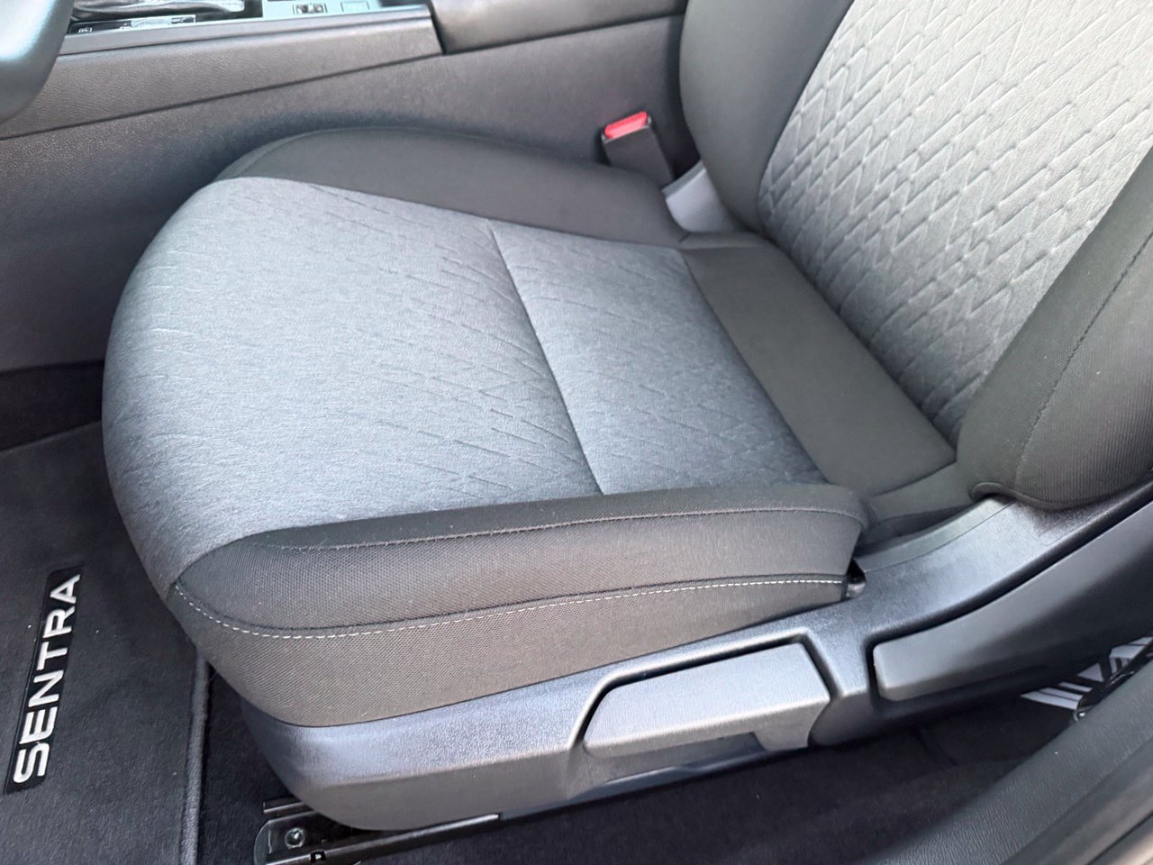 Certified 2026 Nissan Sentra SV w/ Floor Mat Package FWD image 31