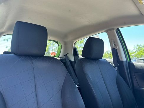 Used 2013 MAZDA MAZDA2 Sport FWD image 17