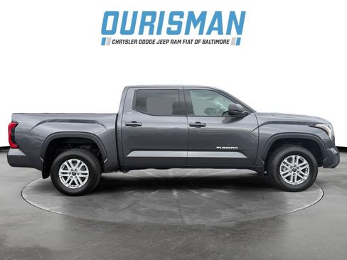 Used 2022 Toyota Tundra SR5 AWD/4WD image 7