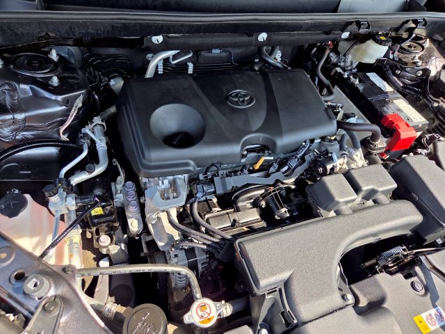 Used 2024 Toyota RAV4 LE FWD image 21