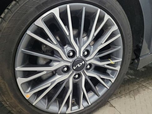 Used 2023 Kia Forte GT-Line w/ GT-Line Premium Package image 31