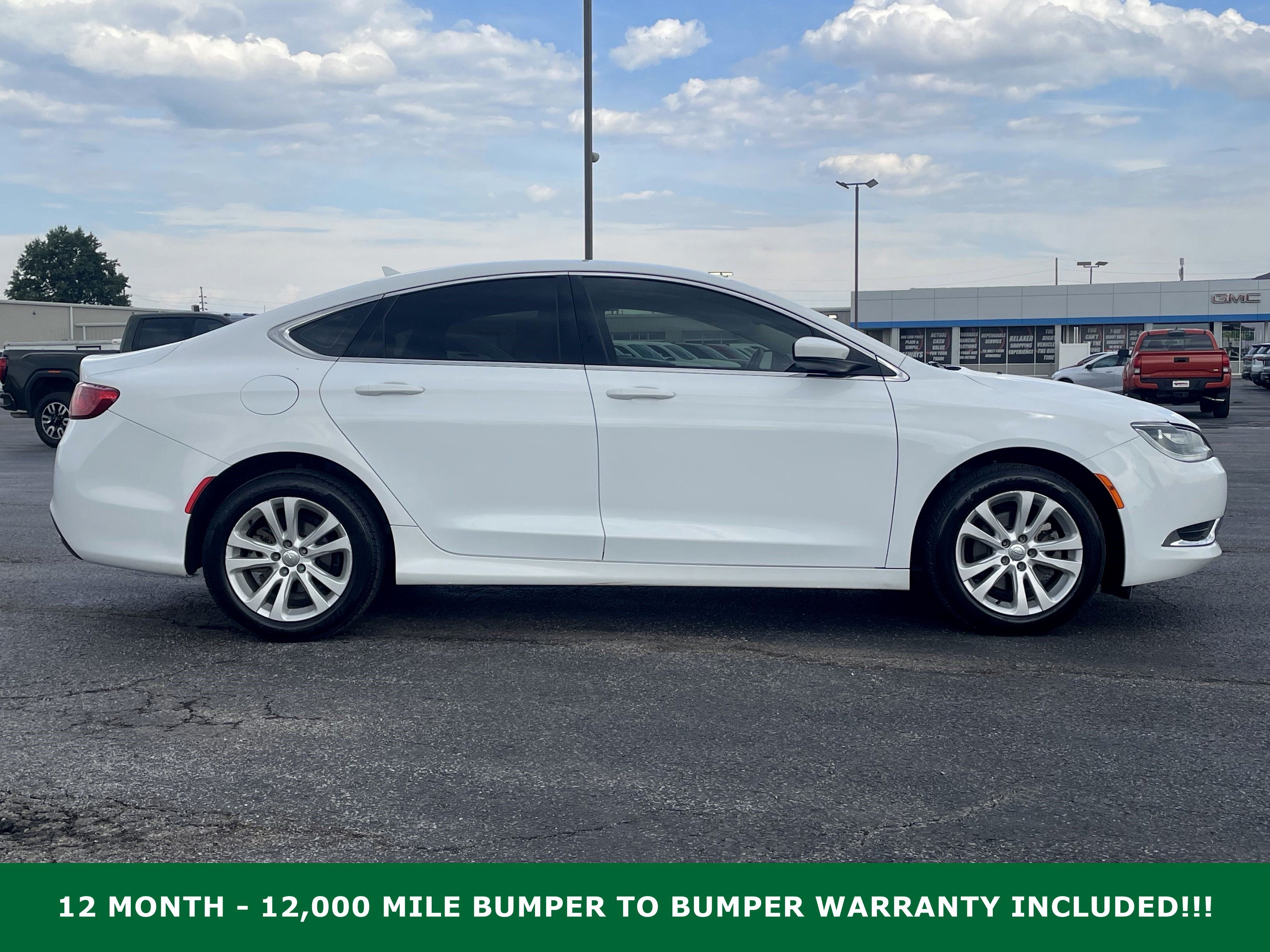 Used 2016 Chrysler 200 Limited FWD image 2