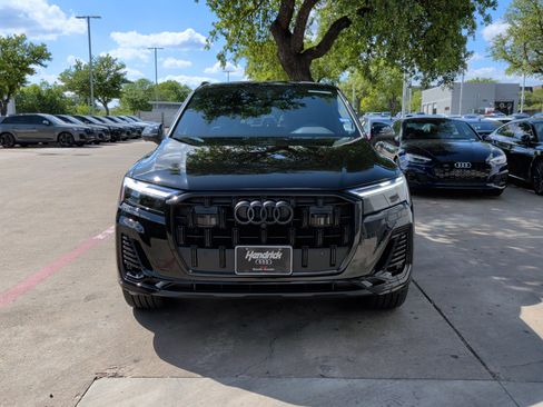 Used 2025 Audi Q7 2.0T Premium Plus w/ Premium Plus Package AWD/4WD image 3