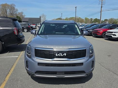 Used 2022 Kia Telluride EX w/ EX Premium Package AWD/4WD image 16