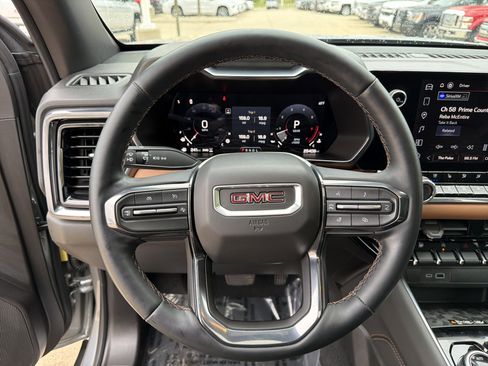 Used 2024 GMC Canyon AT4 w/ AT4 Premium Package image 16