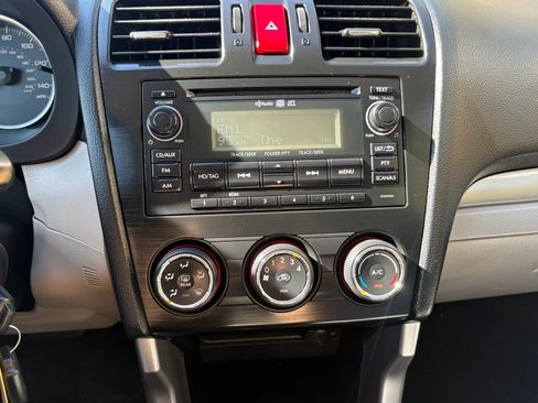 Used 2014 Subaru Forester 2.5i Premium w/ All-Weather Package AWD/4WD image 27