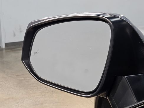 Used 2021 Toyota RAV4 XLE FWD image 22