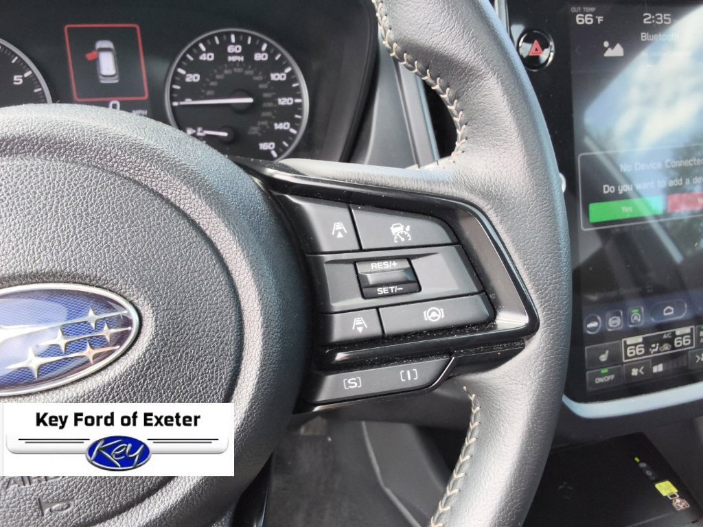 Used 2025 Subaru Forester Premium AWD/4WD image 32