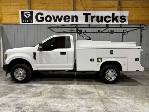 Used 2018 Ford F350 XL AWD/4WD image 2