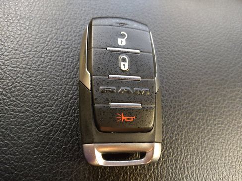 Used 2022 RAM 1500 Big Horn image 32