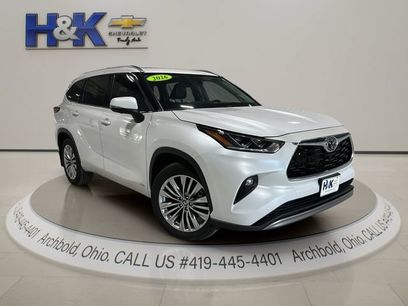 Used 2026 Toyota Highlander Platinum