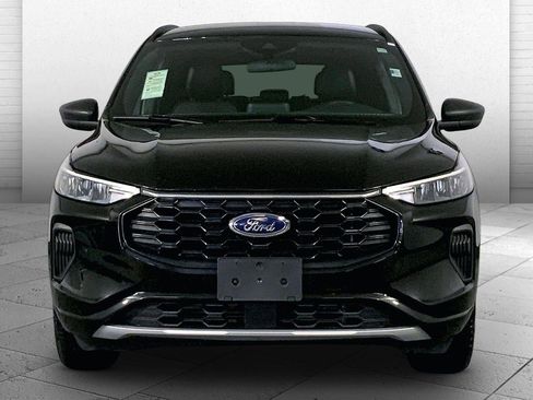 Used 2024 Ford Escape ST-Line AWD/4WD image 2