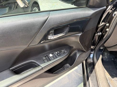 Used 2015 Honda Accord Sport image 5