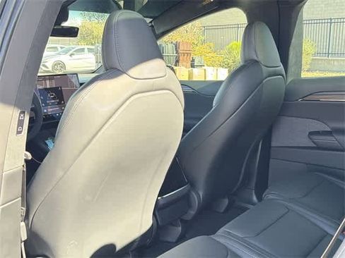 Used 2026 Tesla Model X image 18
