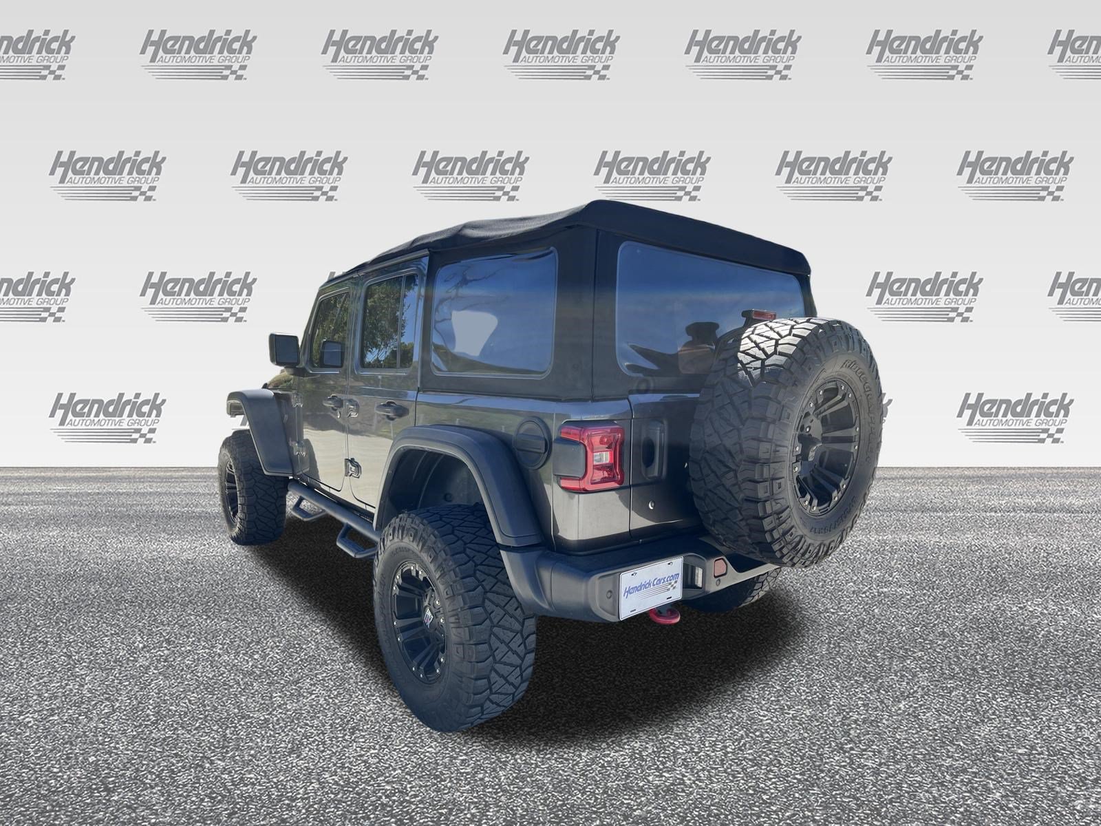 Used 2018 Jeep Wrangler Unlimited Rubicon AWD/4WD image 9