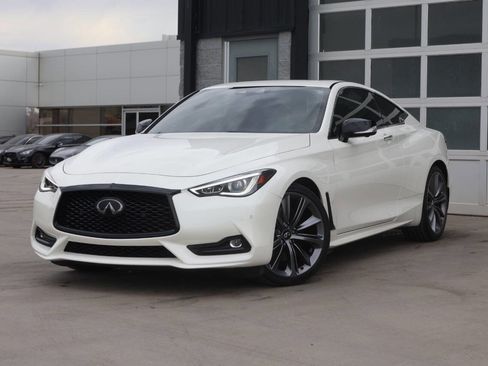 Used 2021 INFINITI Q60 Red Sport 400 w/ Proactive Package image 3