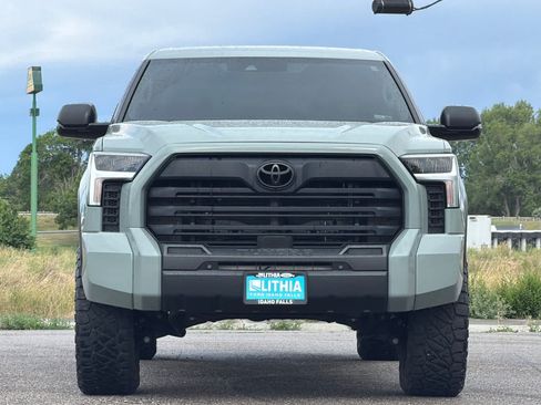 Used 2024 Toyota Tundra SR5 w/ SR5 Premium Package AWD/4WD image 10