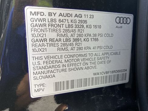 Used 2024 Audi Q8 Prestige AWD/4WD image 39