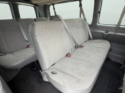 Used 2025 Chevrolet Express 3500 LT w/ LT Preferred Equipment Group RWD image 30