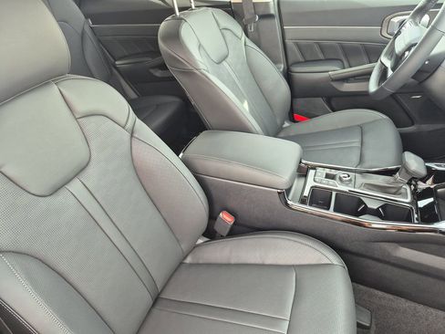New 2026 Kia Sorento SX image 15