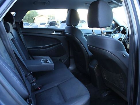 Used 2019 Hyundai Tucson SE AWD/4WD image 19