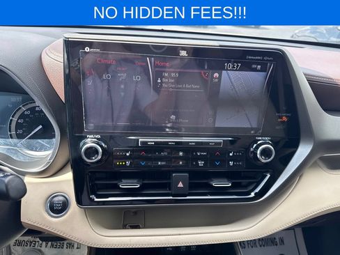 Used 2020 Toyota Highlander Limited FWD image 33