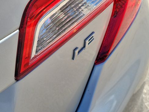 Used 2013 Toyota Camry LE image 8