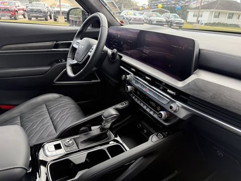 Used 2025 Kia Telluride SX Prestige X-Line image 20