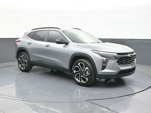 New 2026 Chevrolet Trax RS w/ Driver Confidence Package FWD image 14